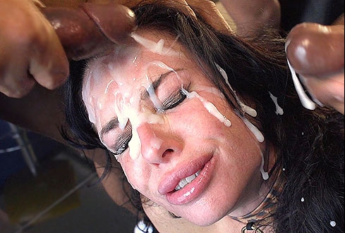 Bukkake nylon sexy girl